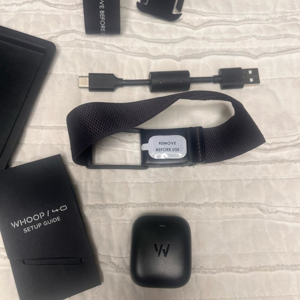 WHOOP 4.0 Fitness & Recovery Tracker – New Open Box